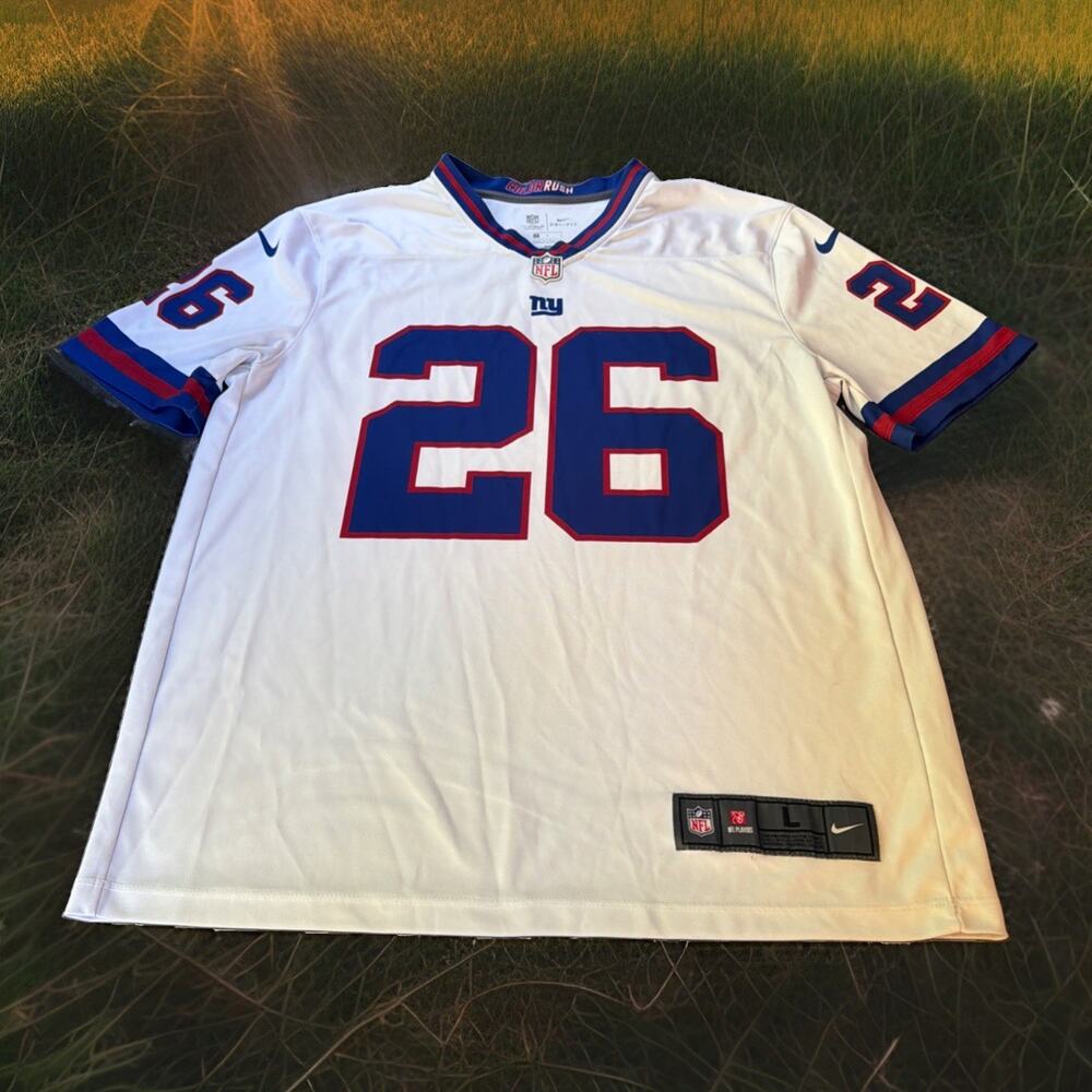 Nike Color Rush New York Giants Saquon Barkley #26 Men's Large White NFL Jersey